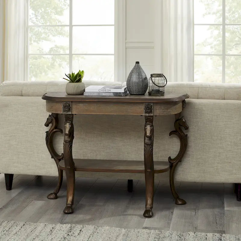 Console de style antique avec piètement en fer forgé en forme de pattes de cheval