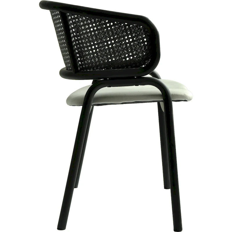 Chaise de salle à manger moderne capitonnée avec dossier en rotin et pieds en fer noir